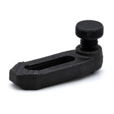 DB07-M24 - прижим с регулируемым опорным винтом