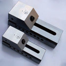 Тиски станочные QKG100 (винт шестигранник)